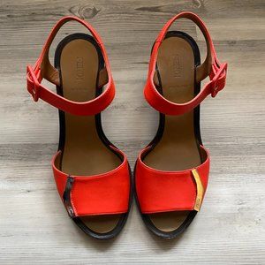 FENDI Leather Logo Sandal